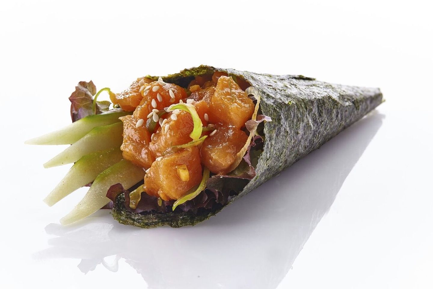 Spicy Salmon Temaki
