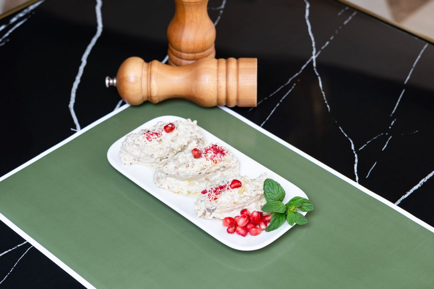 متبل باذنجان