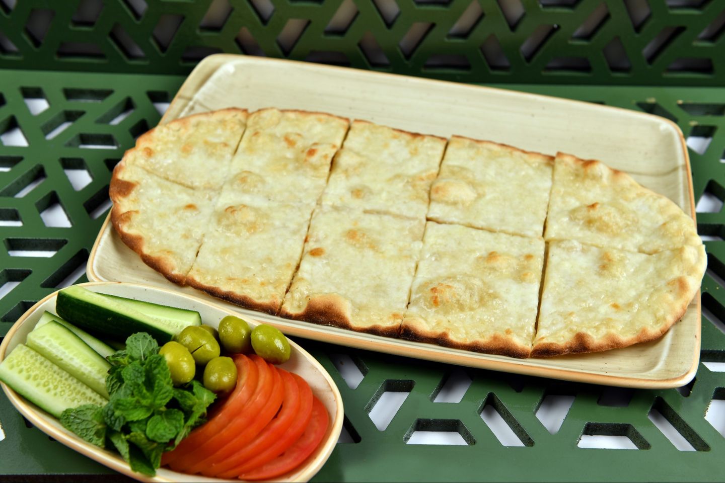 مناقيش الجبنة