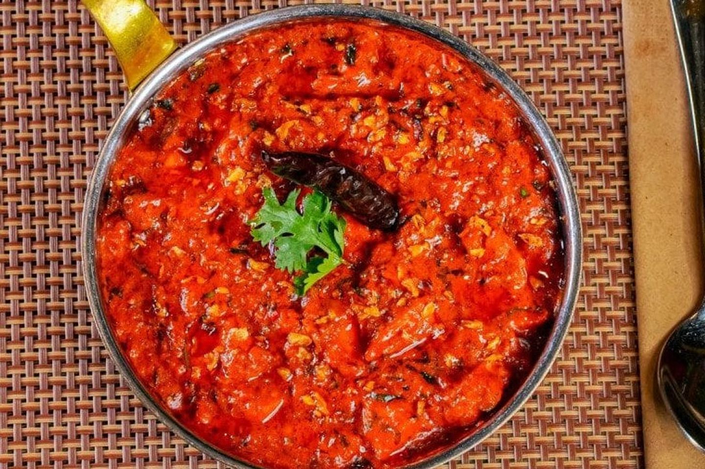 دجاج شت بت