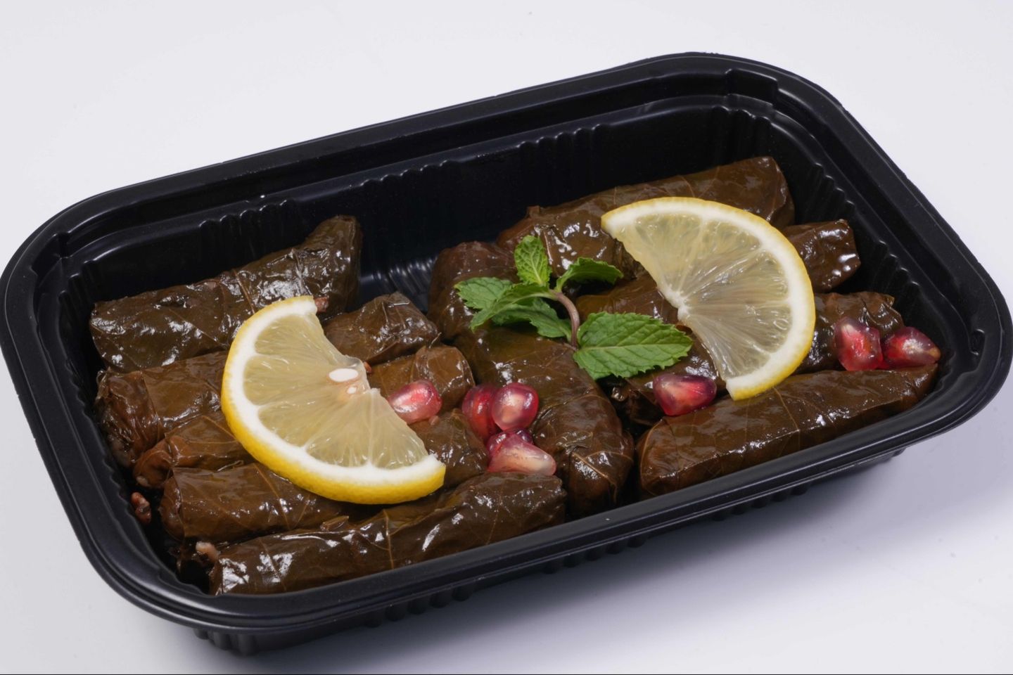 ورق عنب وسط