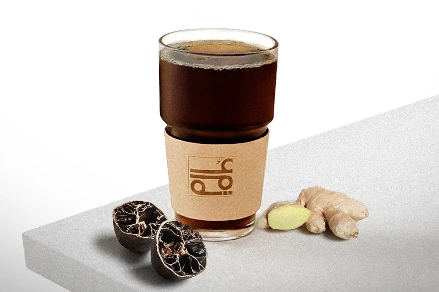 شاهي الليمون الاسود بالزنجبيل