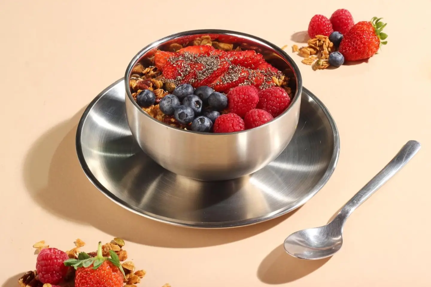 Mixed Berries Granola
