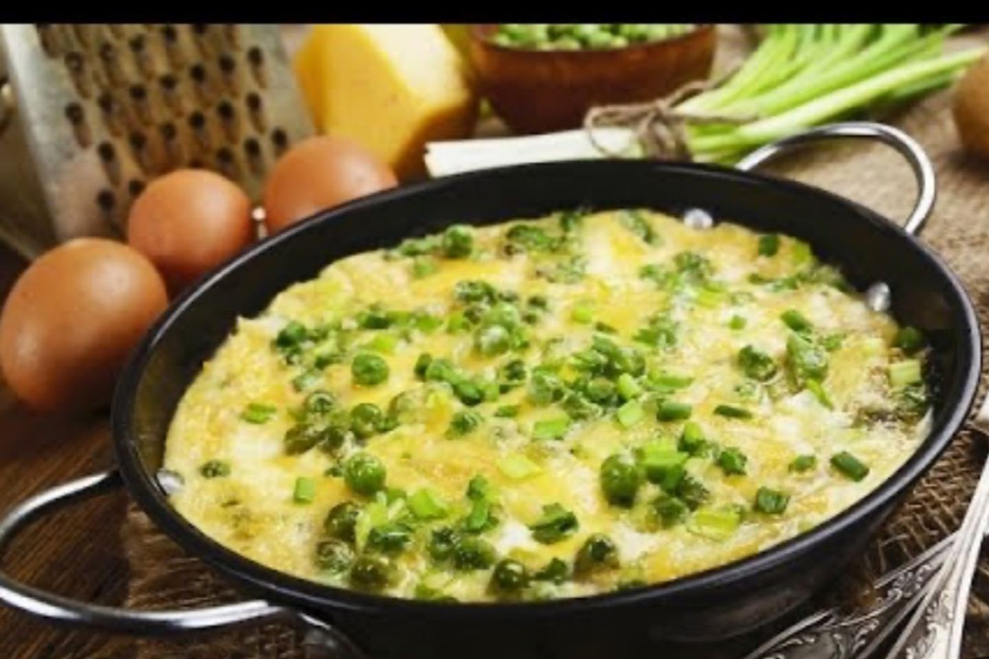 Peas With Eggs