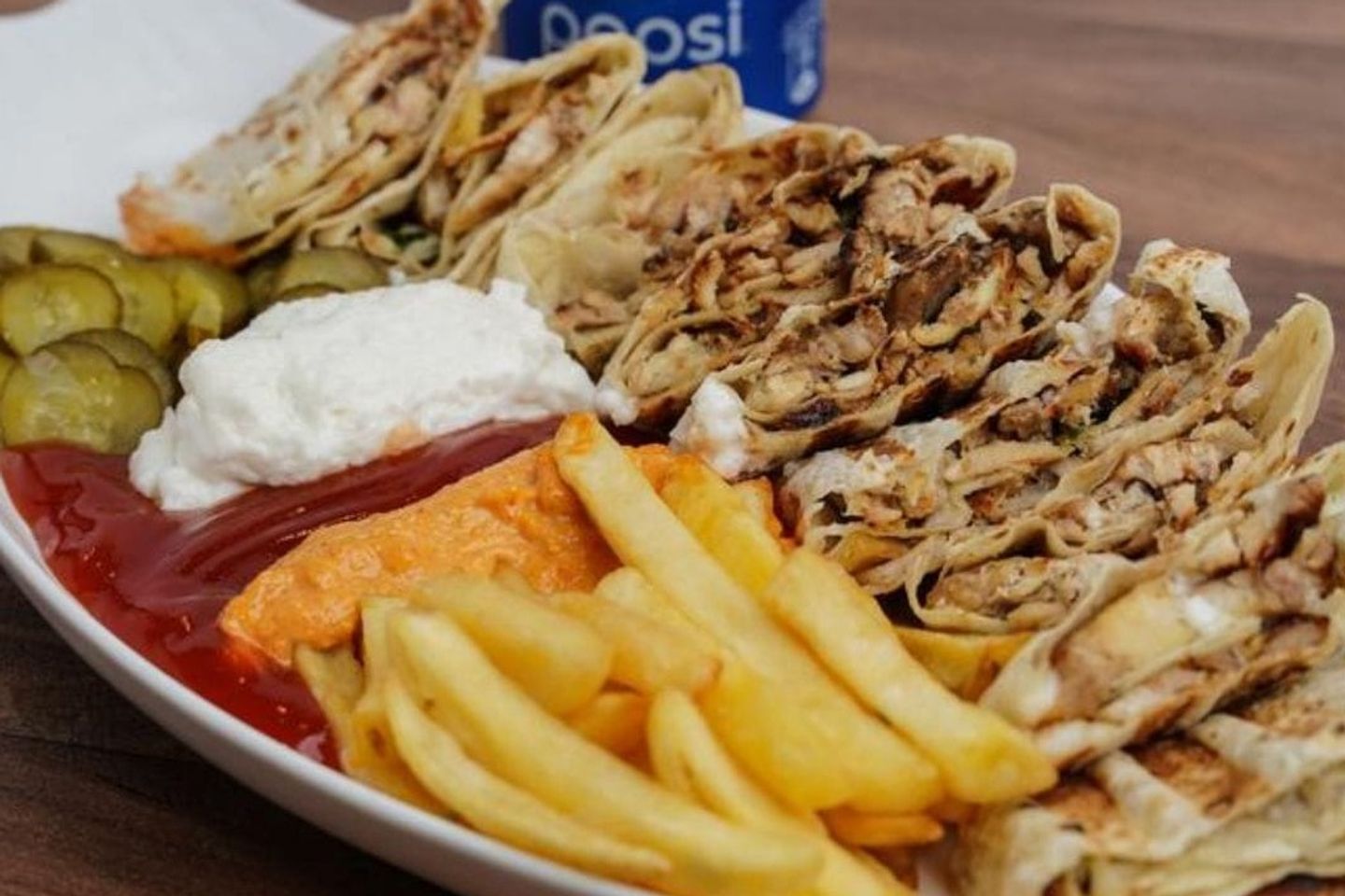 وجبة شاورما العربي