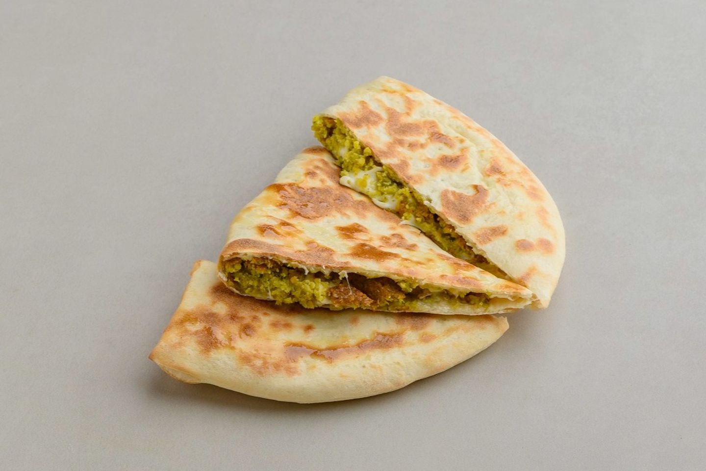 مورتديلا بالفلافل