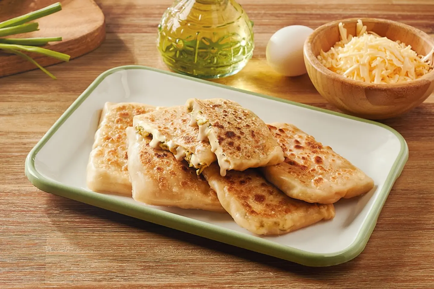 مطبق تونه وجبن أصفر