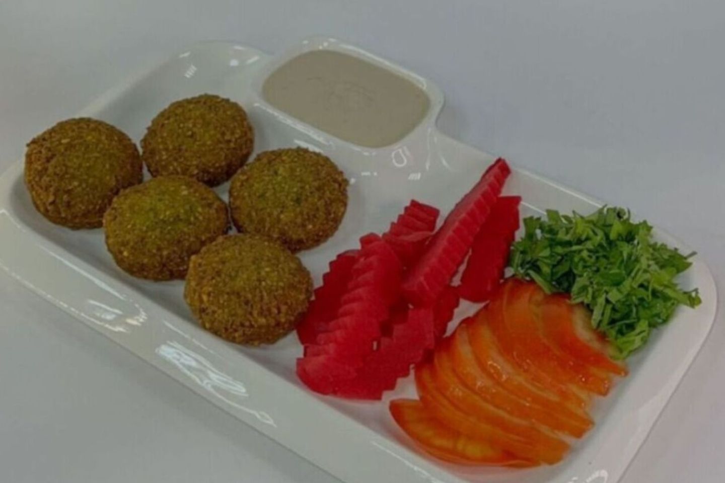 صحن فلافل صغير