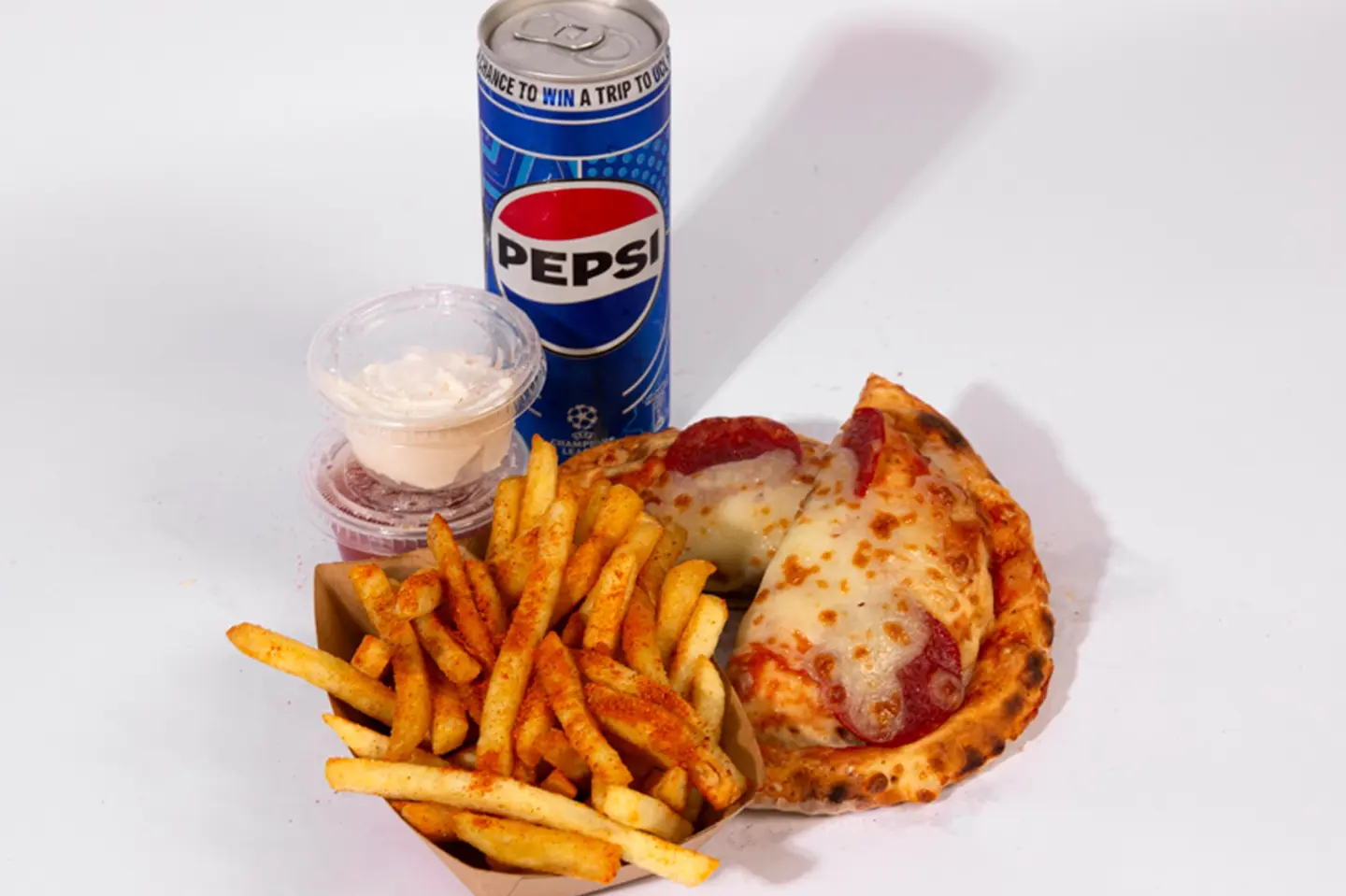 وجبة فطيرة برجر ببروني لحم