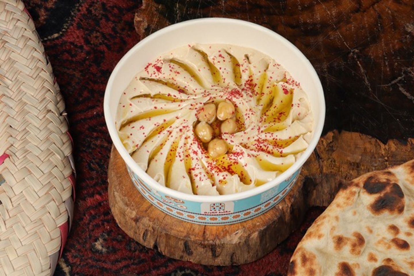 حمص بالطحينة