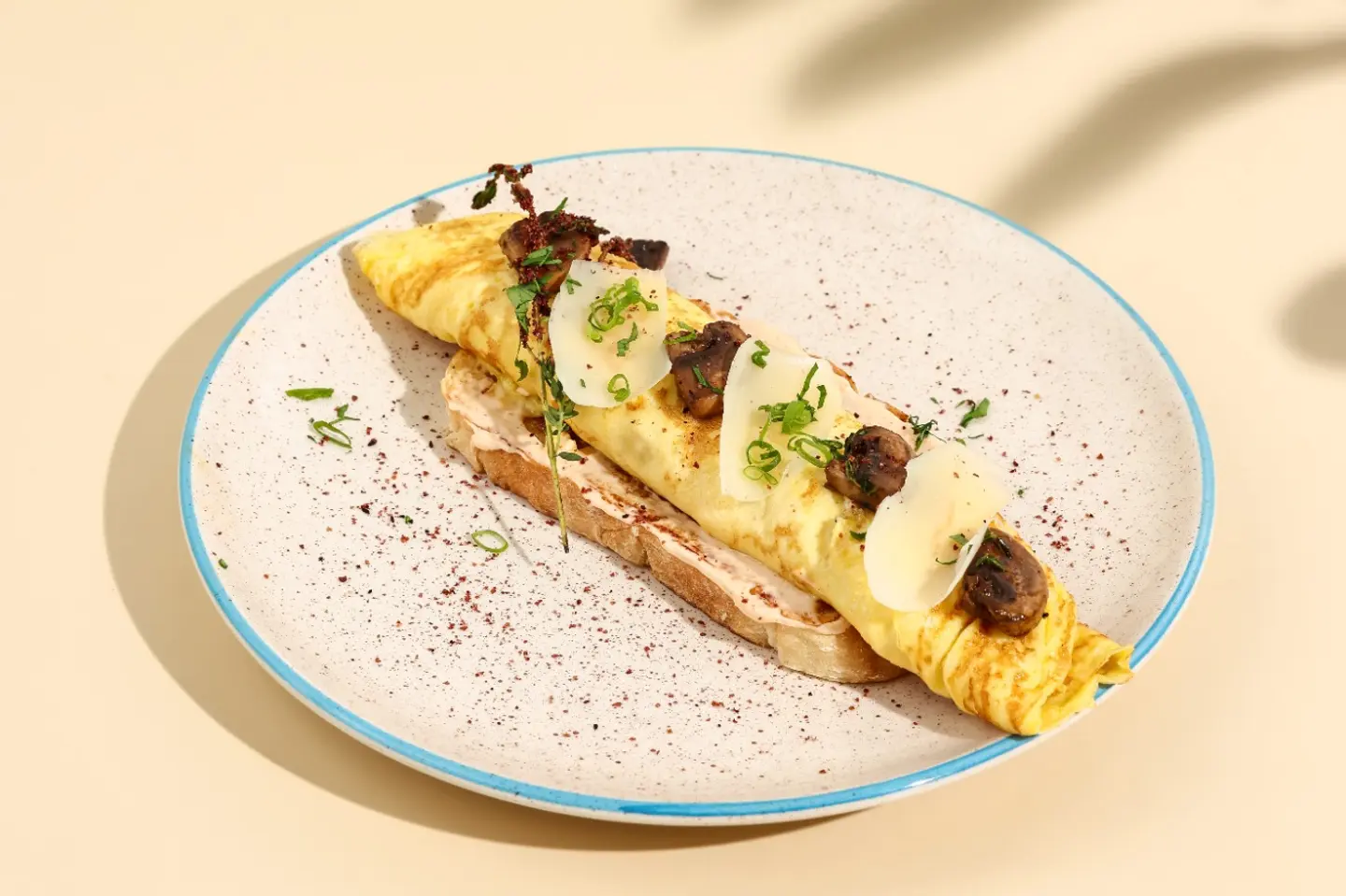 مشروم اومليتو رول