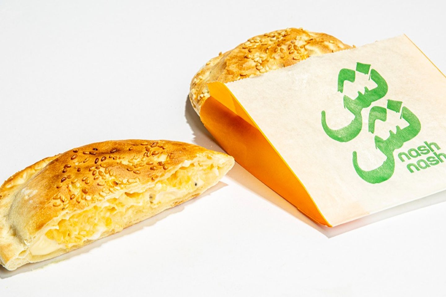 بيض بالجبن