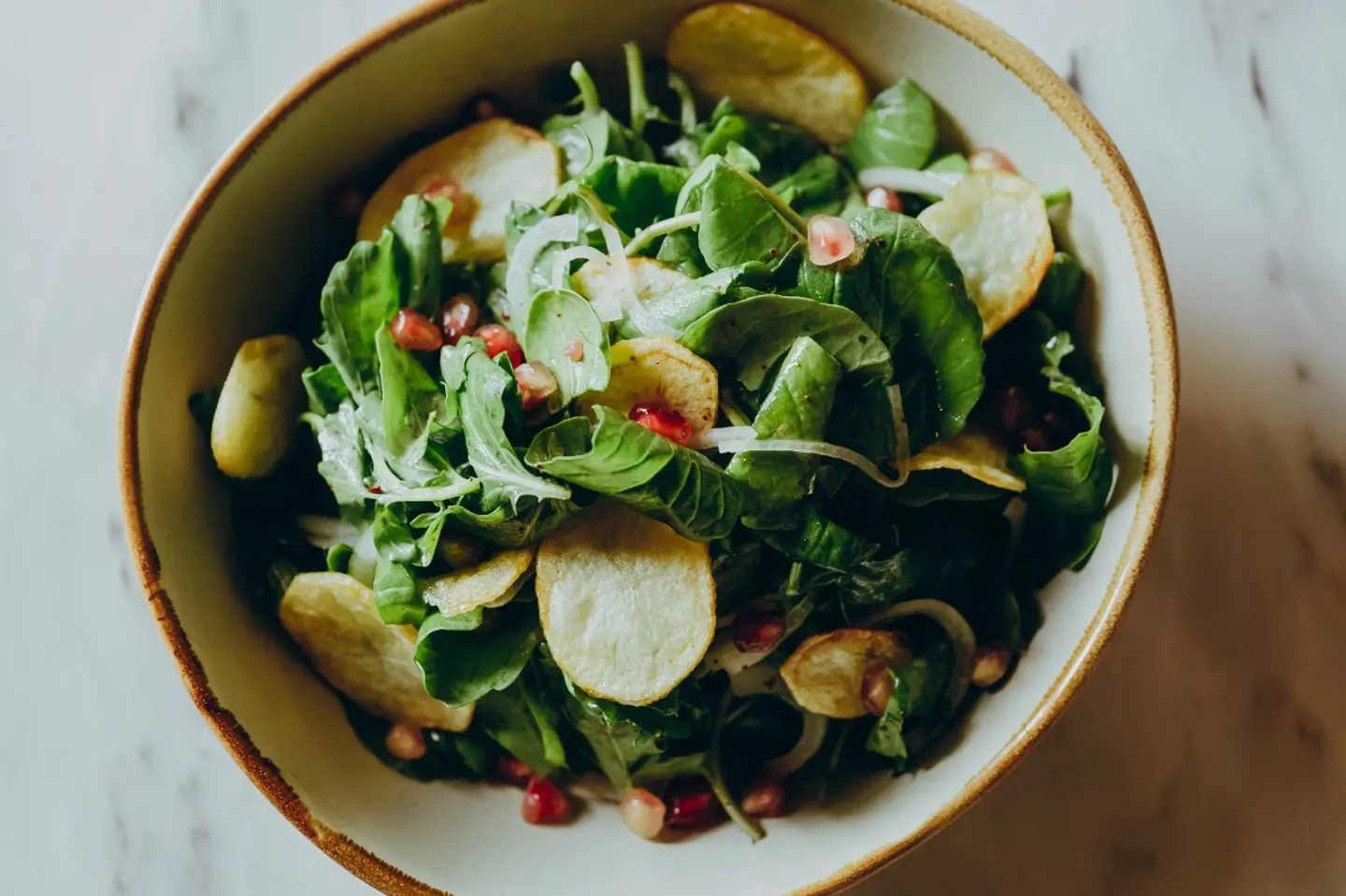 سلطة البطاطا مع الأعشاب