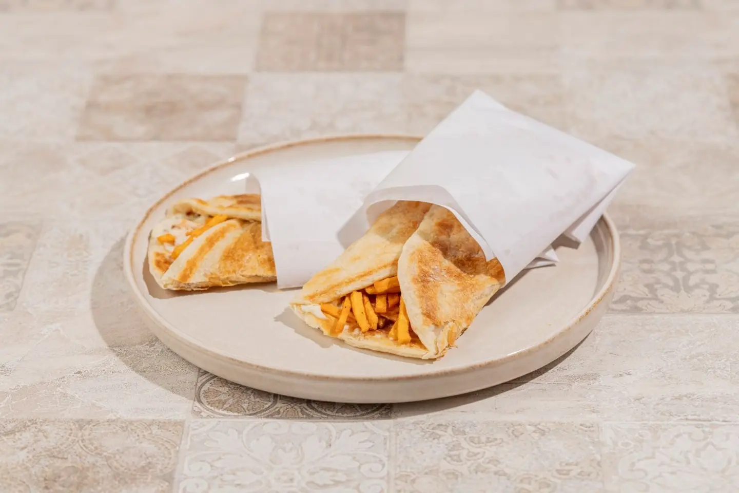 Chapati With Cheese And Chips