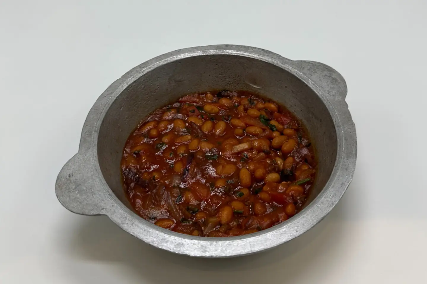 بزاليا بالتونة