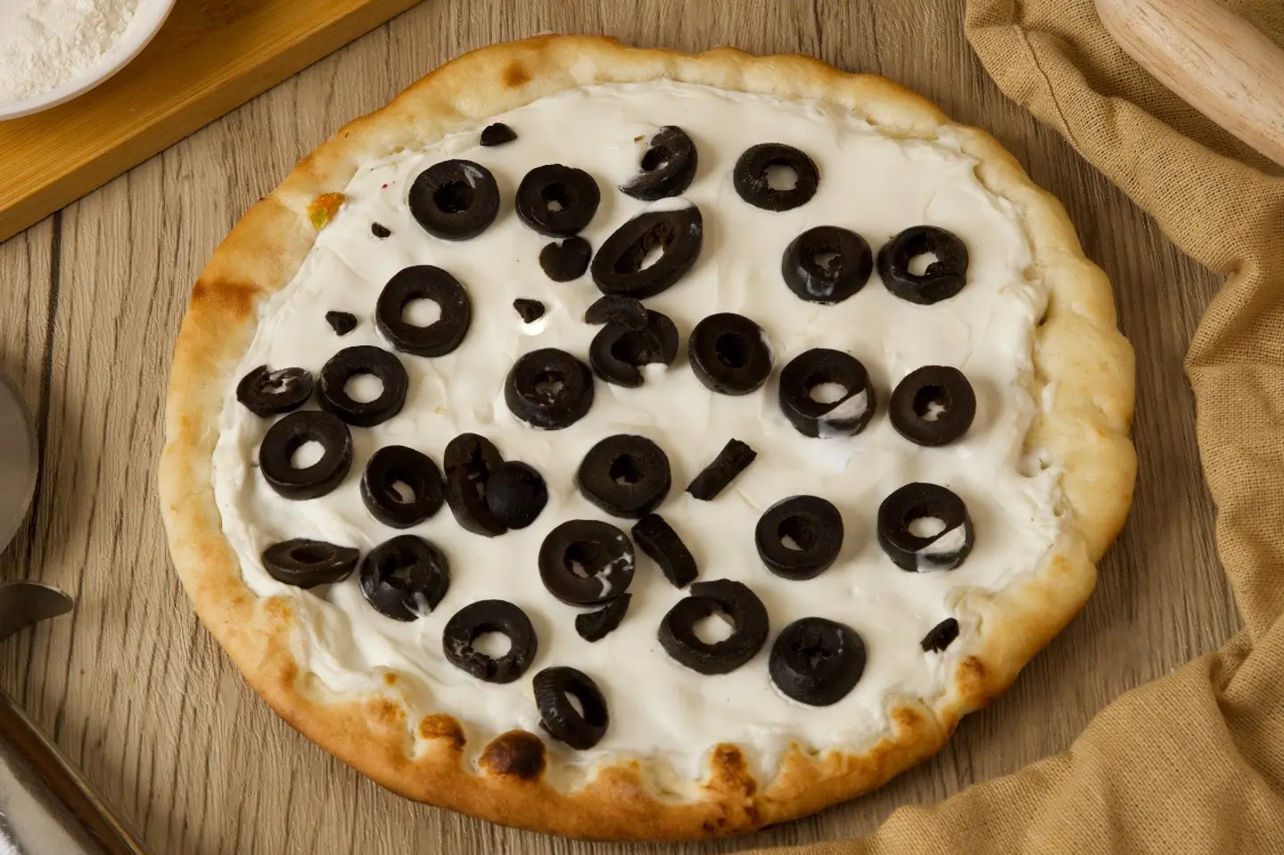 لبنة بالزيتون
