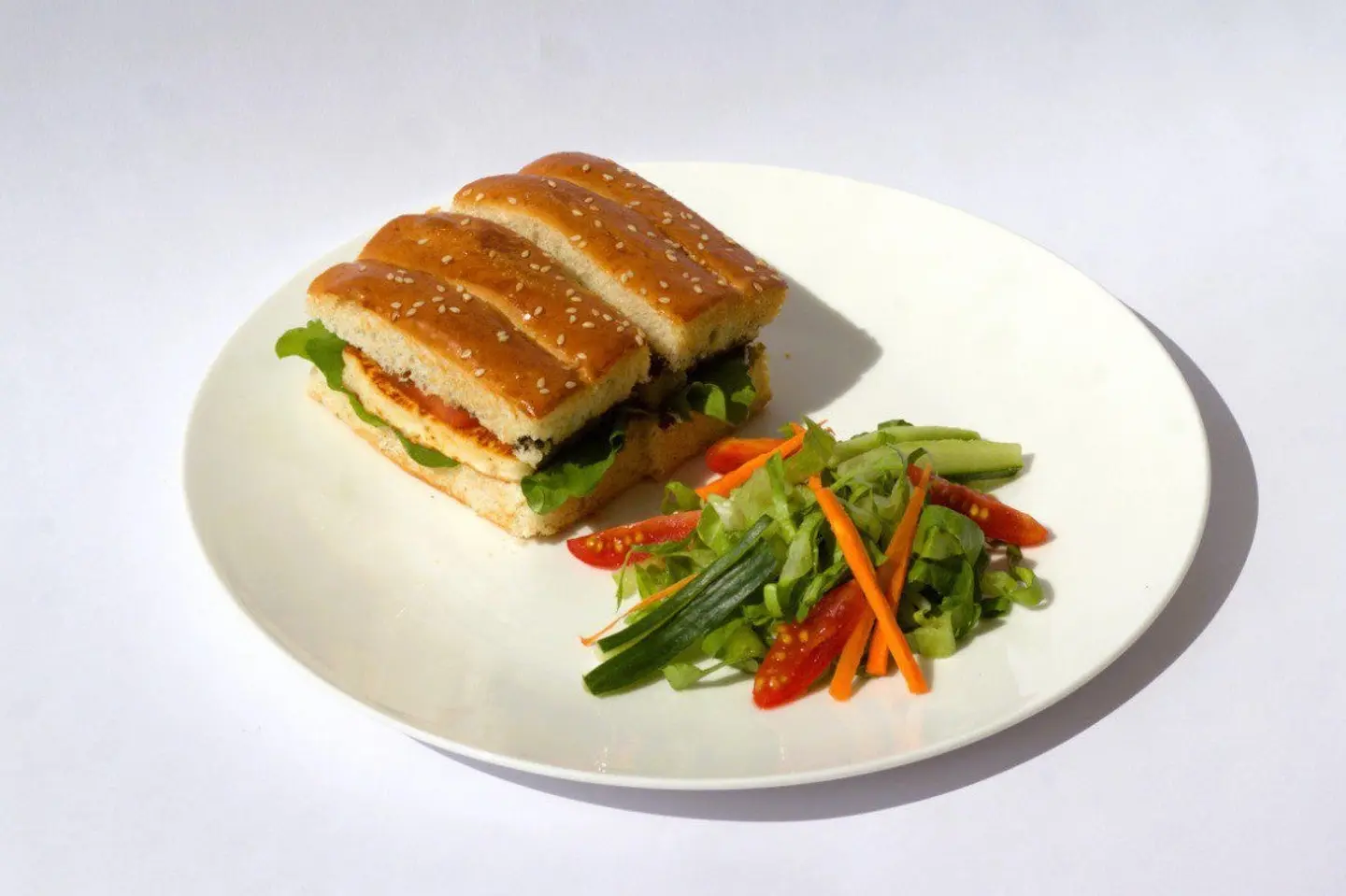 ساندوتش حلوم