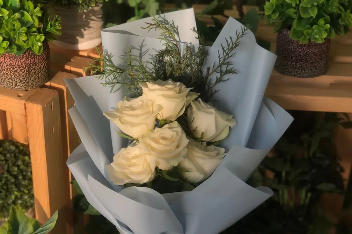 باقة جوري ابيض