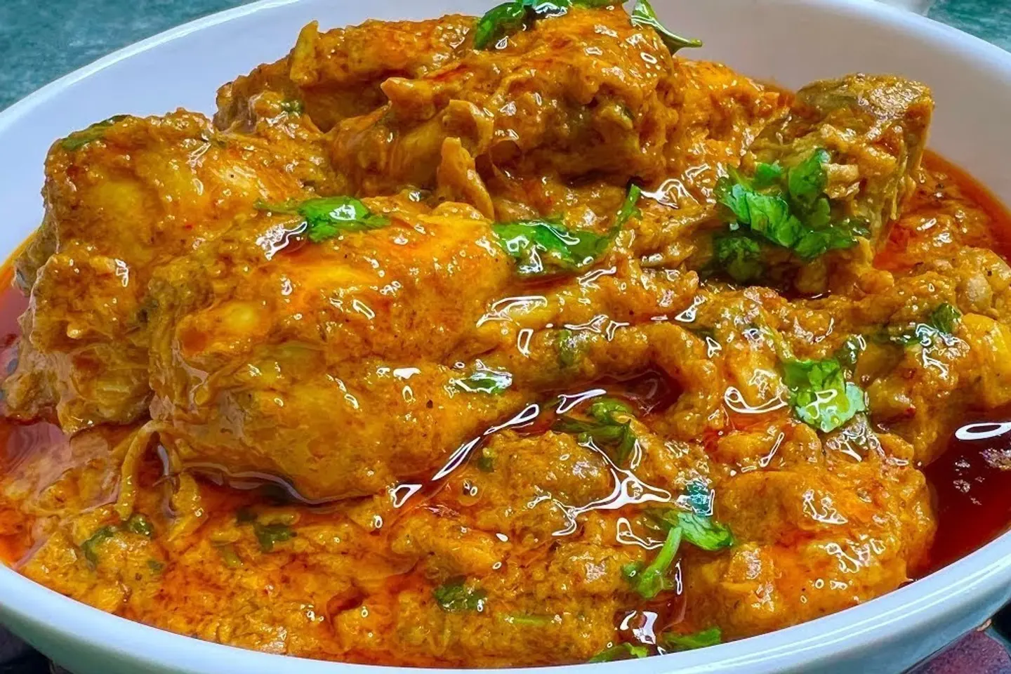 دجاج نوابي خاص مع براتا