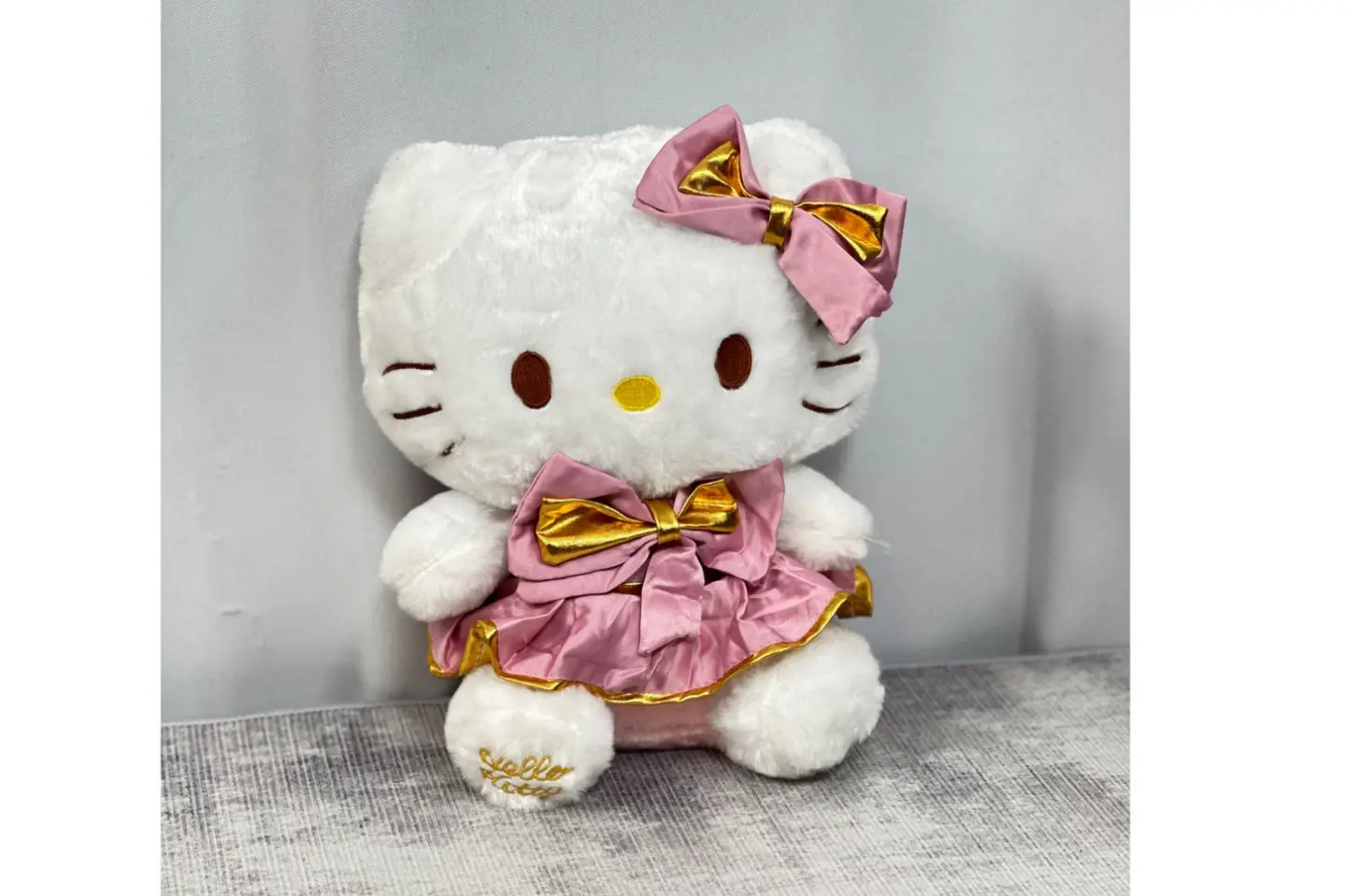 هيلو كيتي الحلوه
