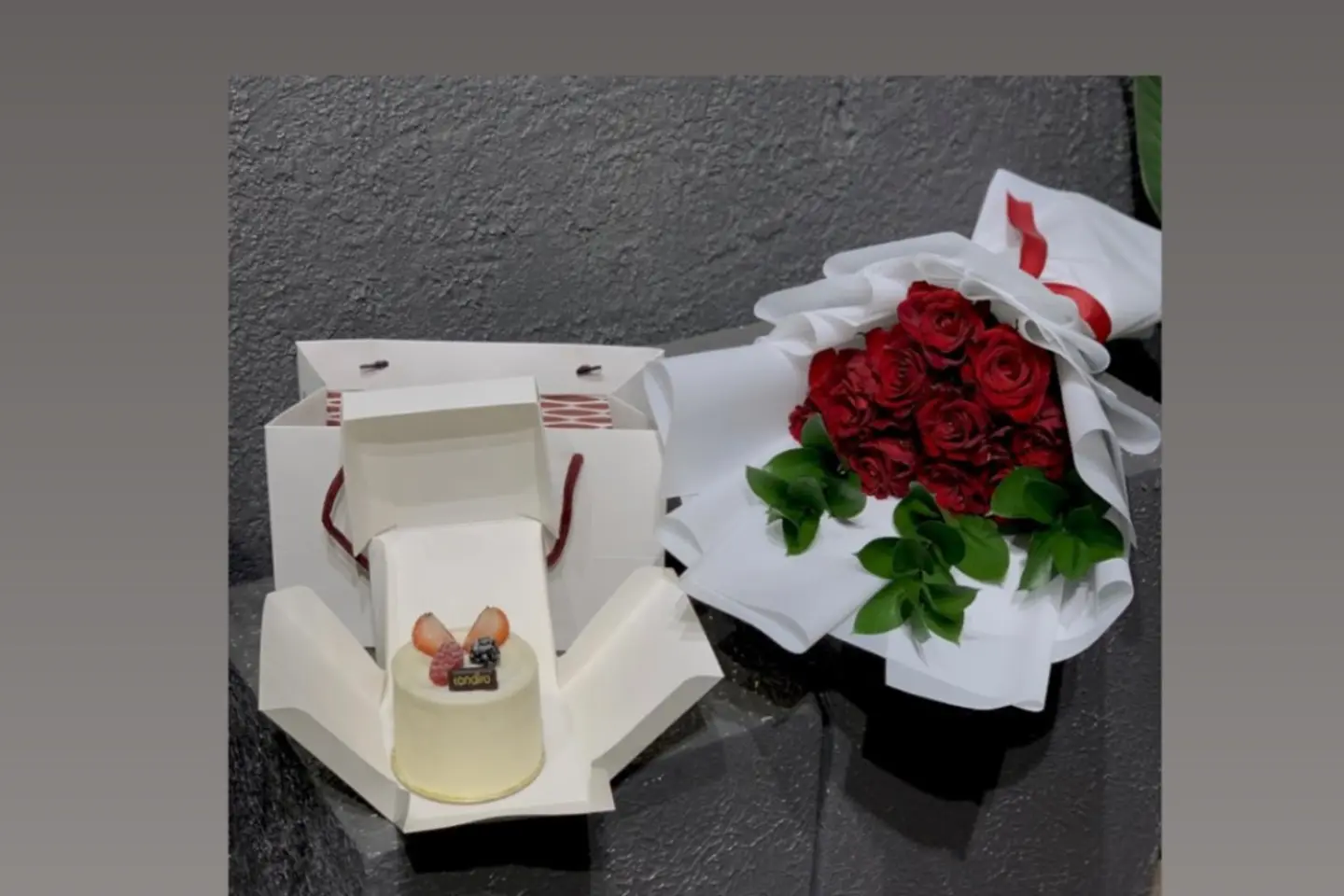 باقة وكيكة كنديراء ٥