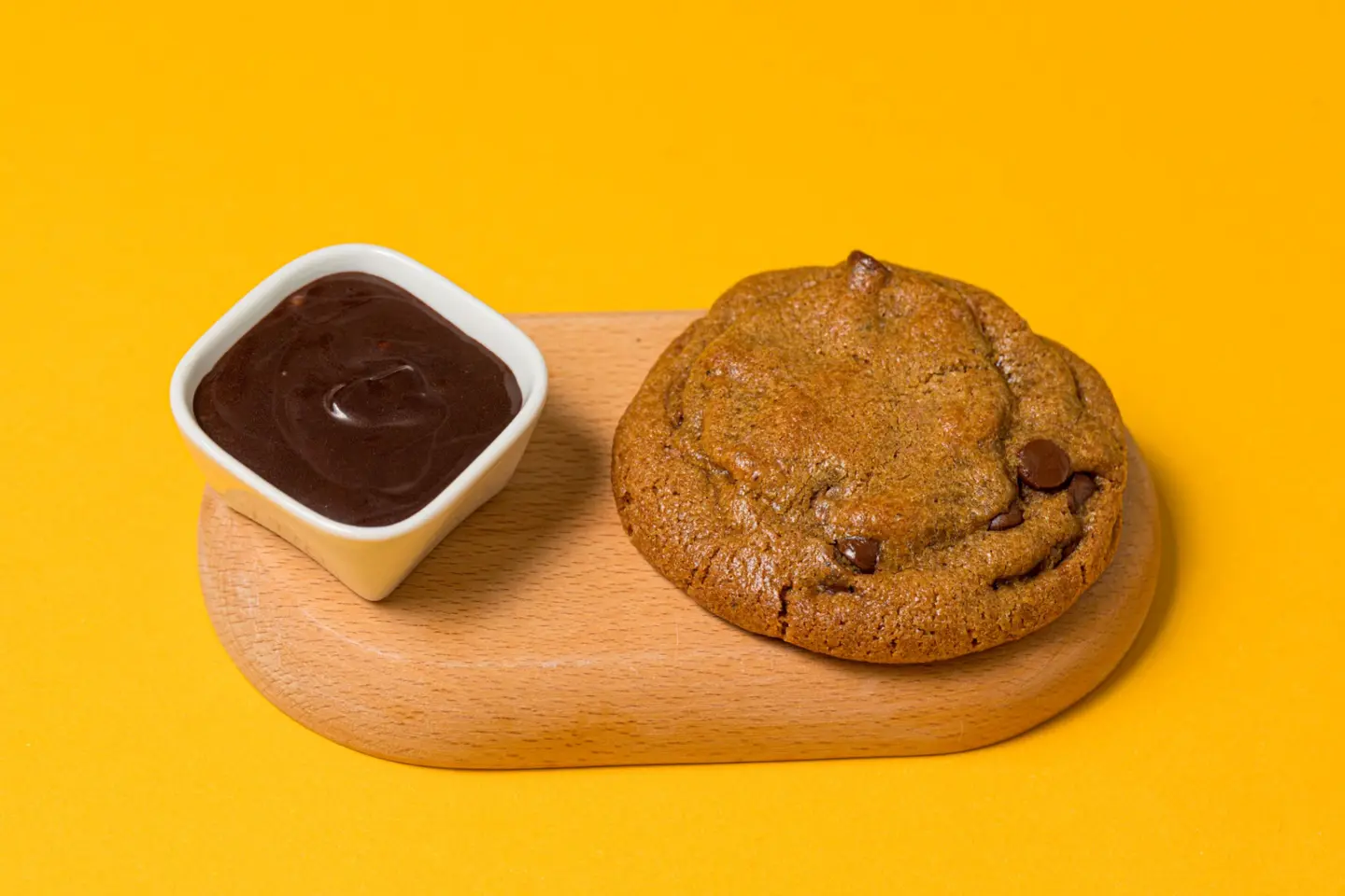 Fudgy Chocolate Chip Cookie