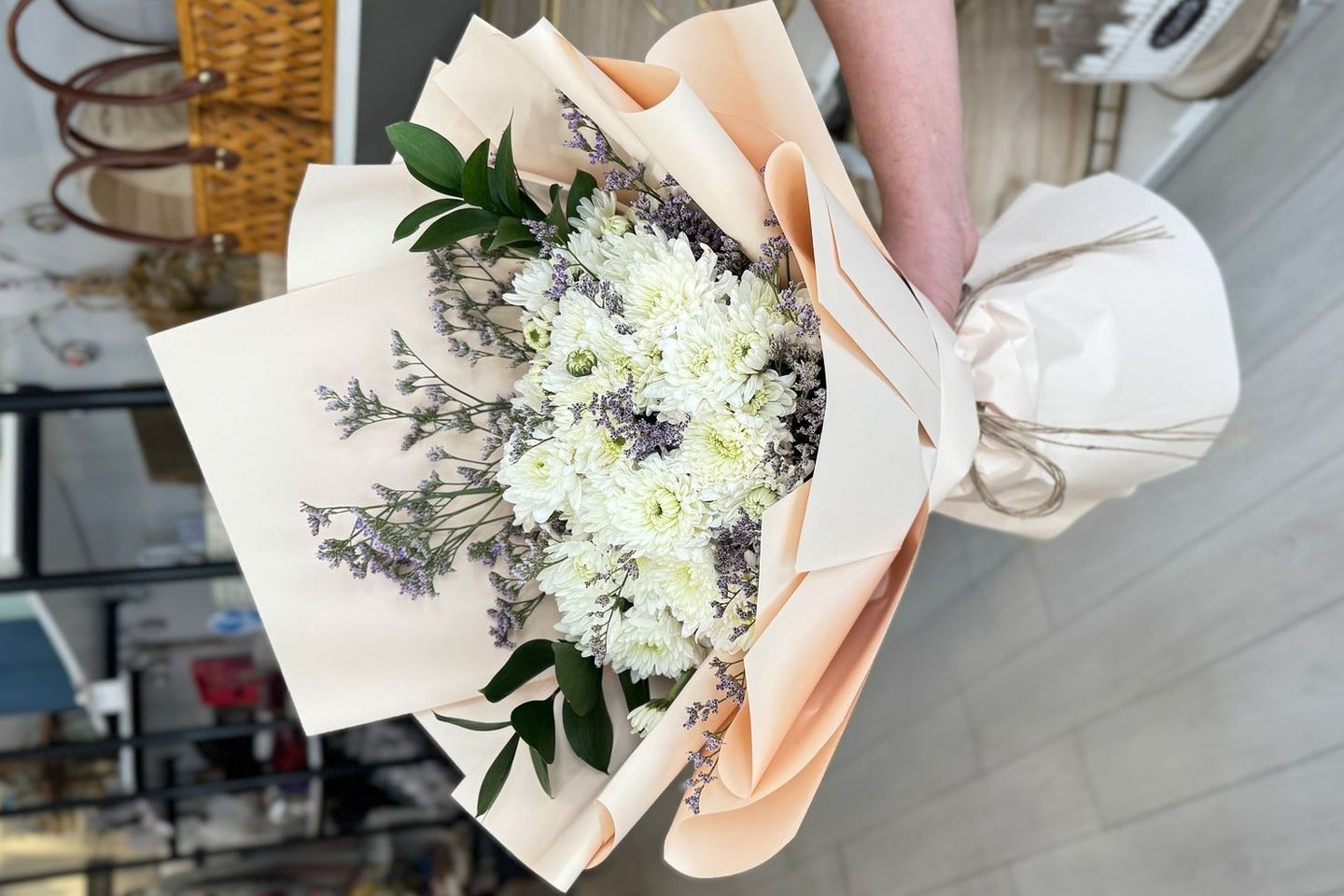 Chris's Bouquet Is Natural