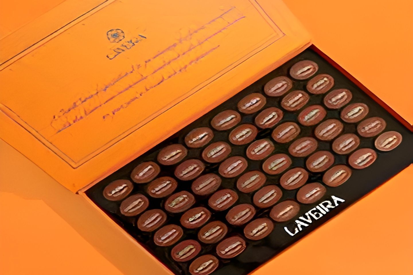 Lavera Signature