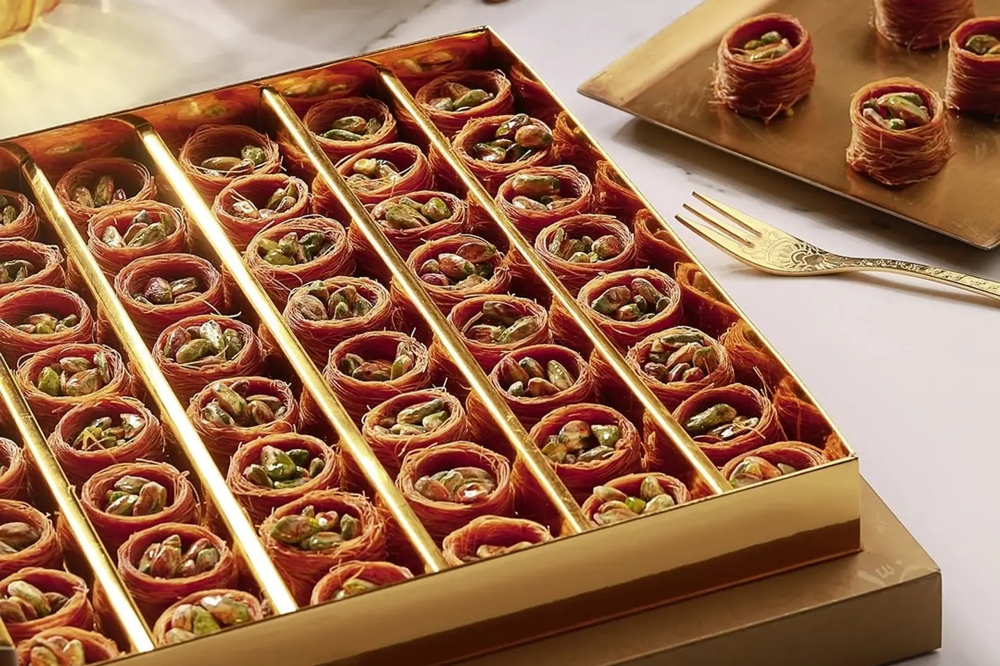 Ash Bulbul - Ash Bulbul