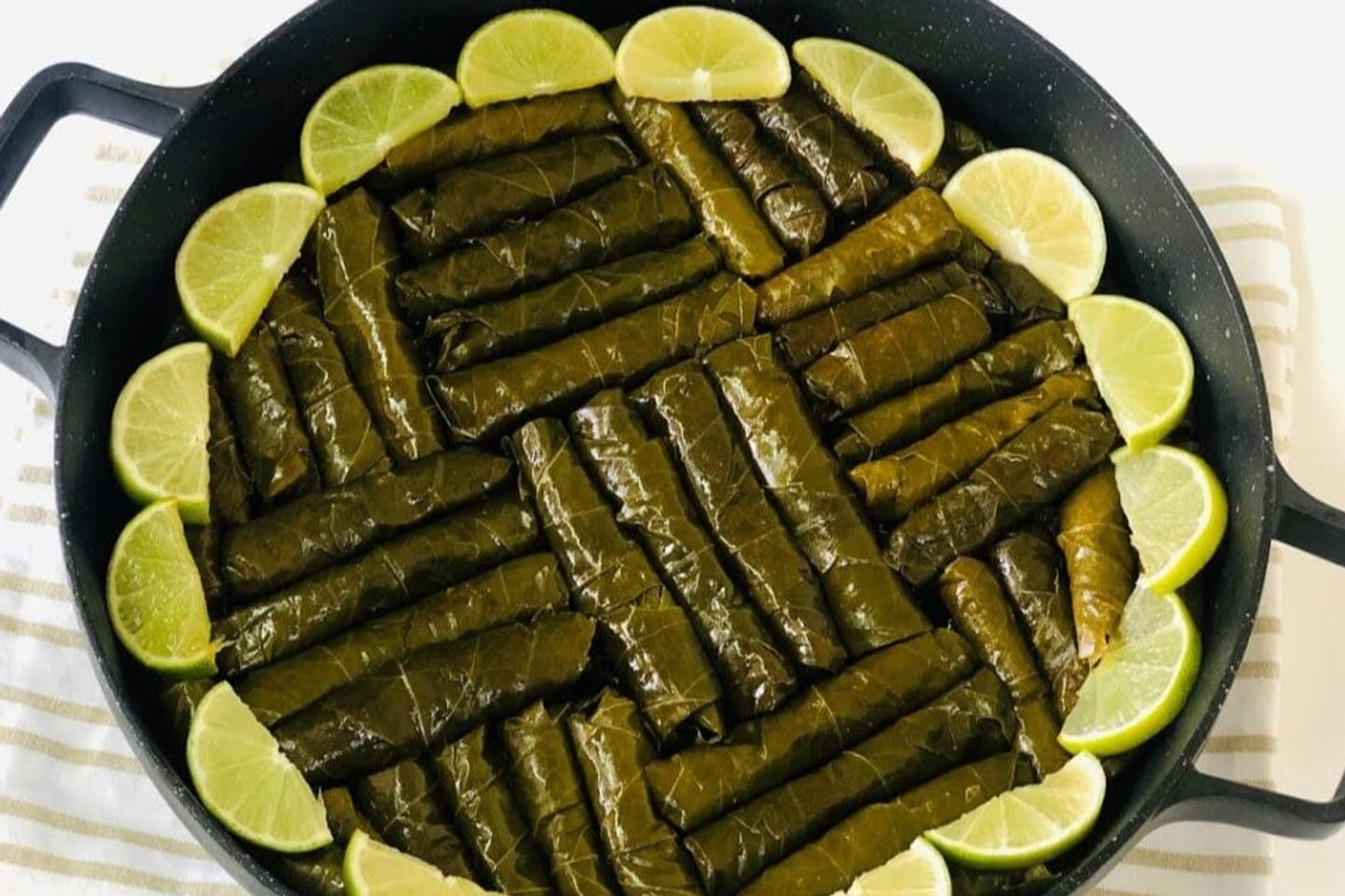 صحن ورق عنب