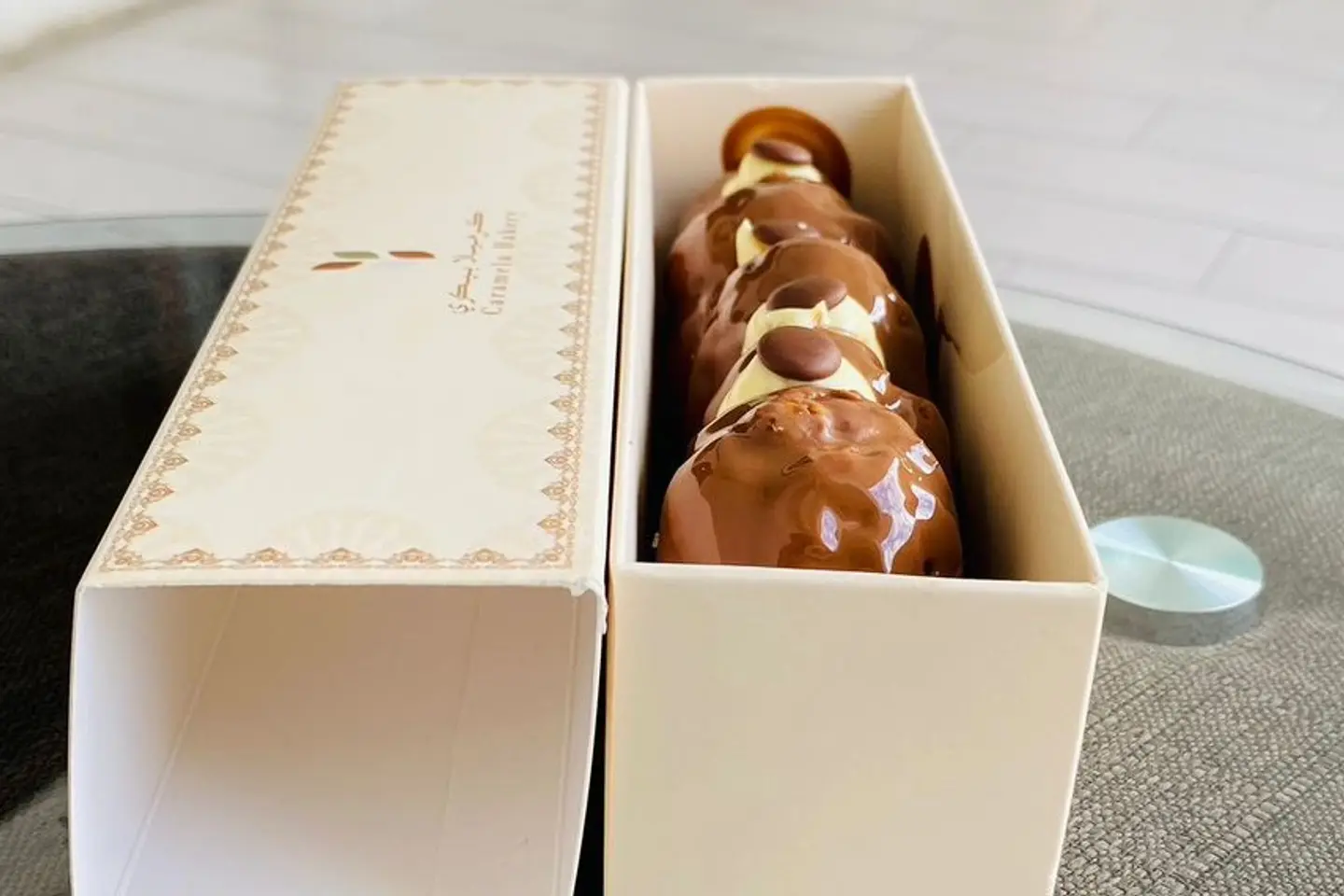 Custard Eclair With Chocolate