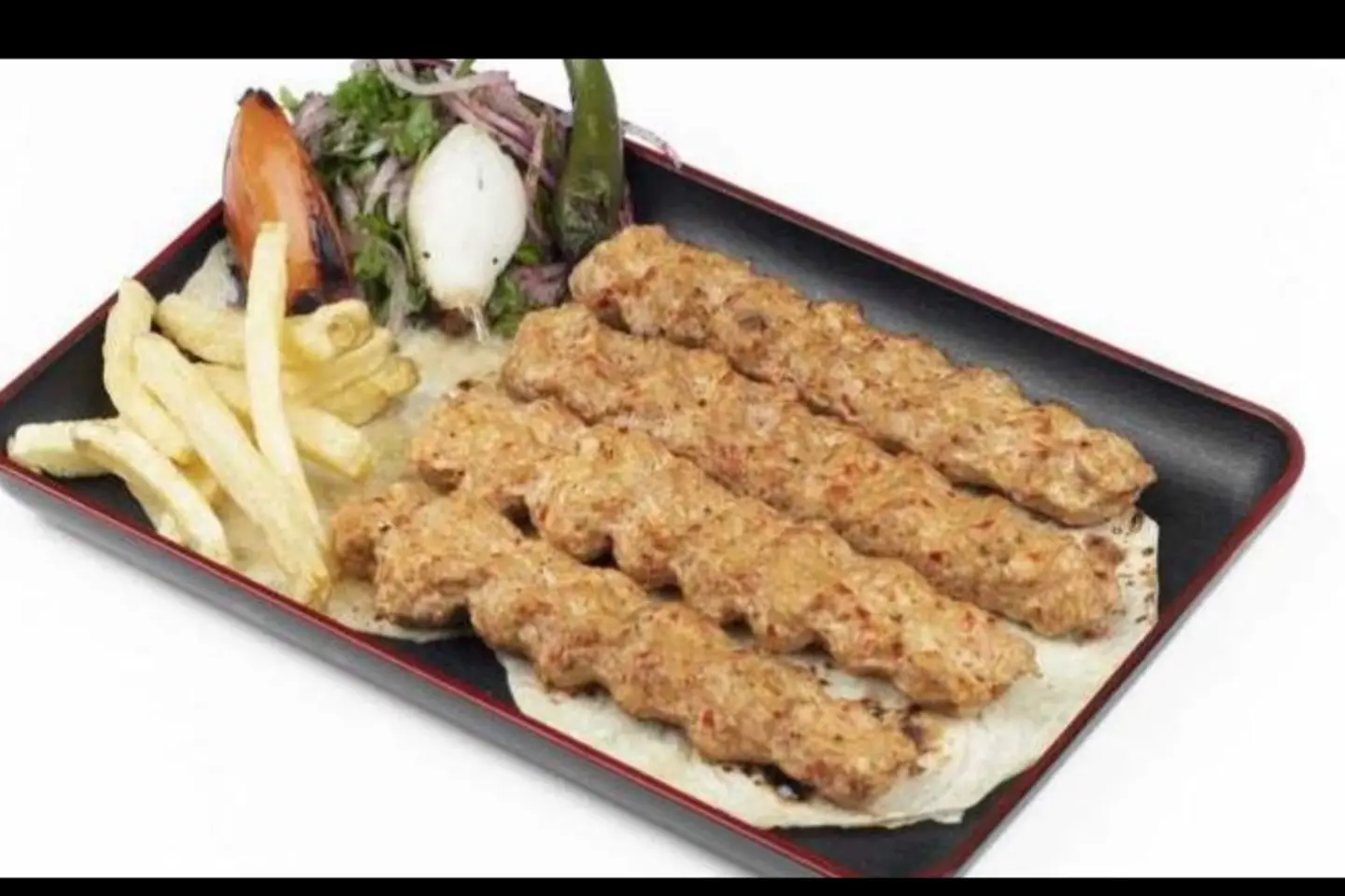صحن كباب دجاج اربع اسياخ