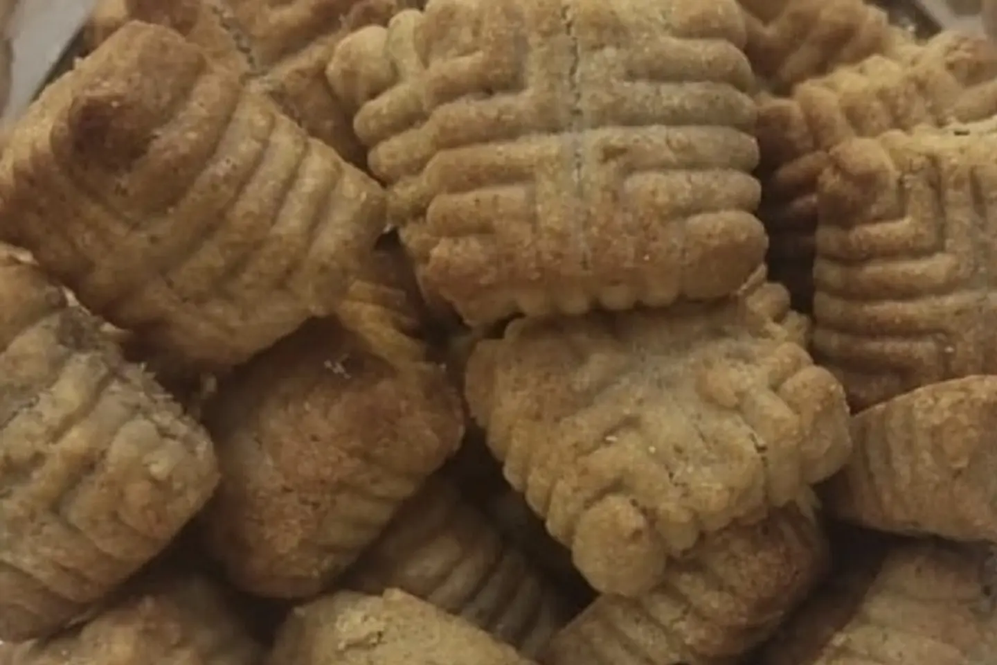 معمول مربع بنكهة ابازير المدينه