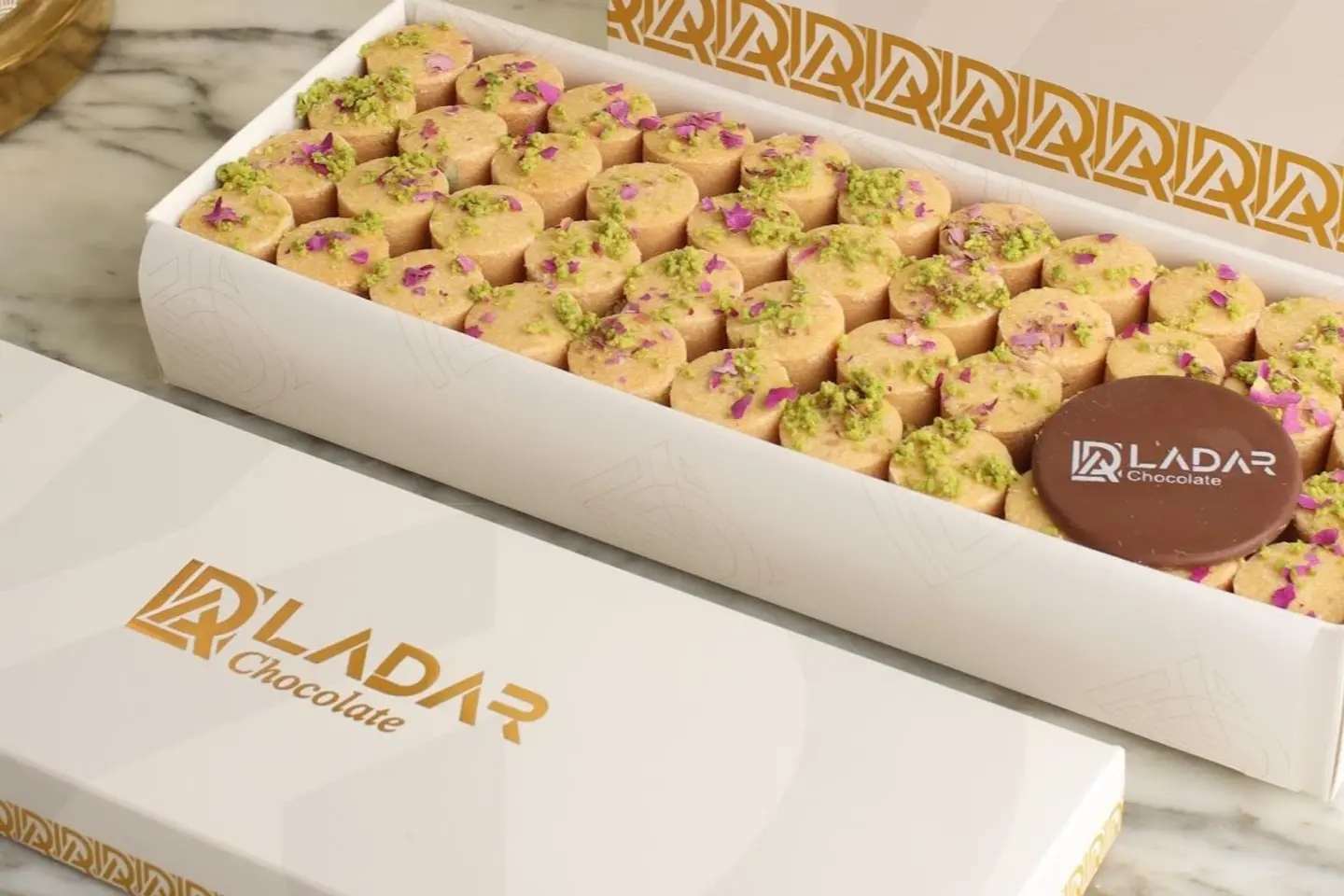 Kuwaiti Ghriba Rectangular Box