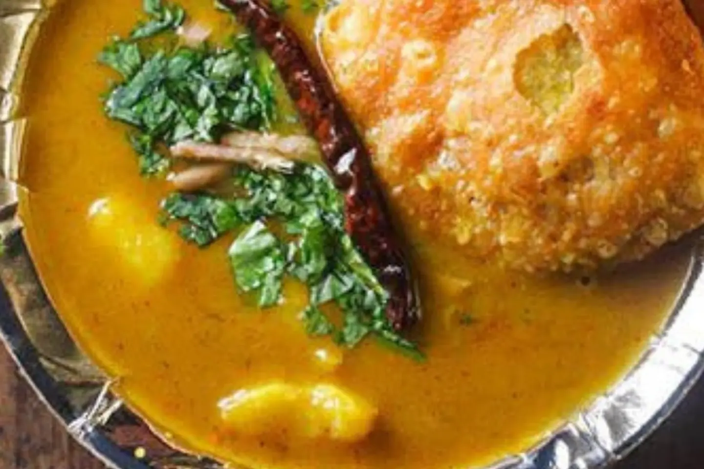 Kachori With Curry