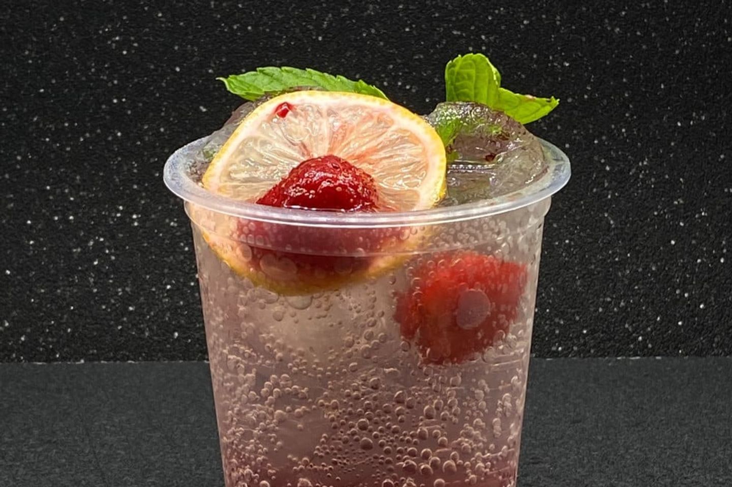 7 Up With Flavors - Strawberry