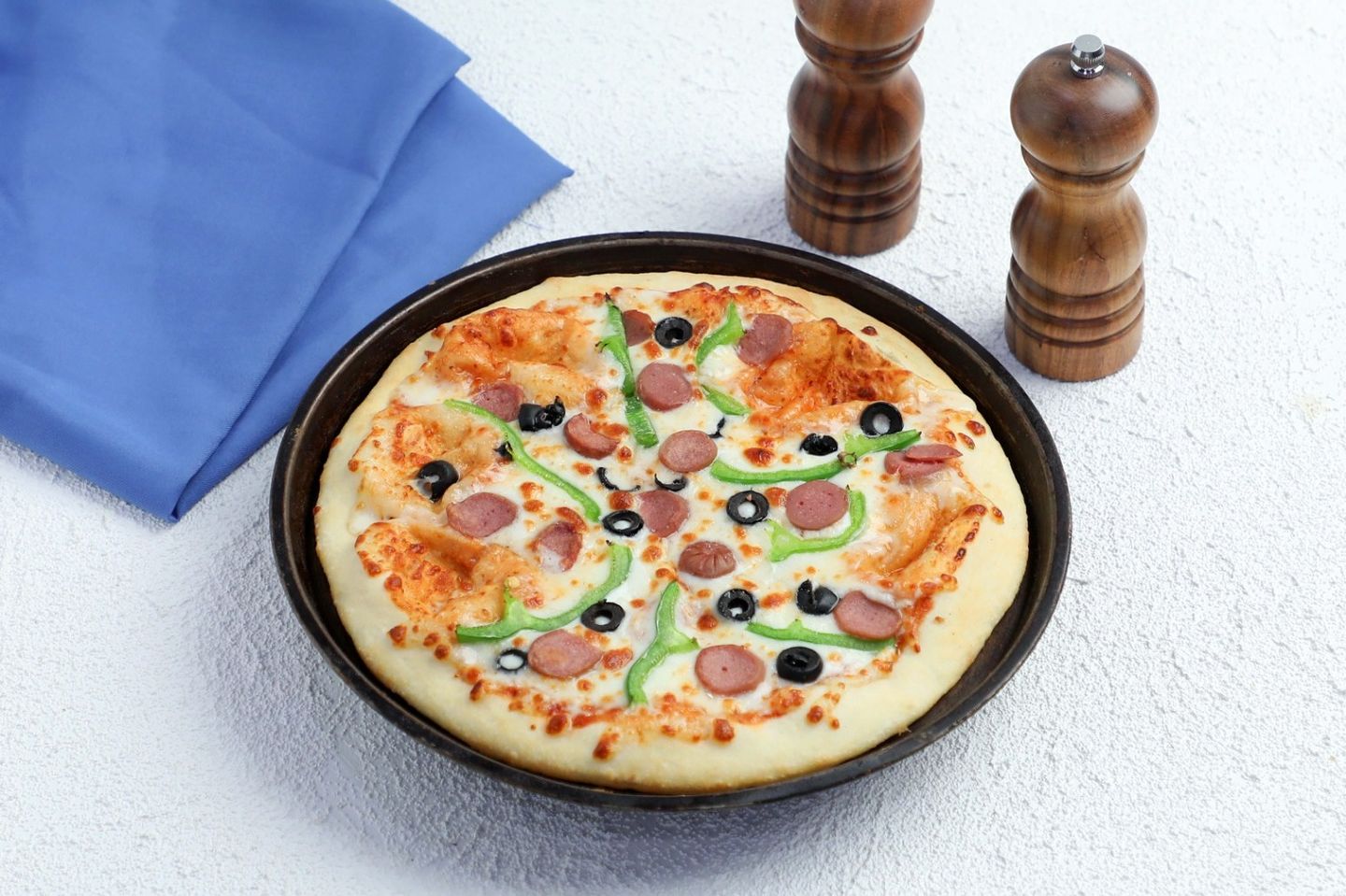 Medium Hot Dog Pizza