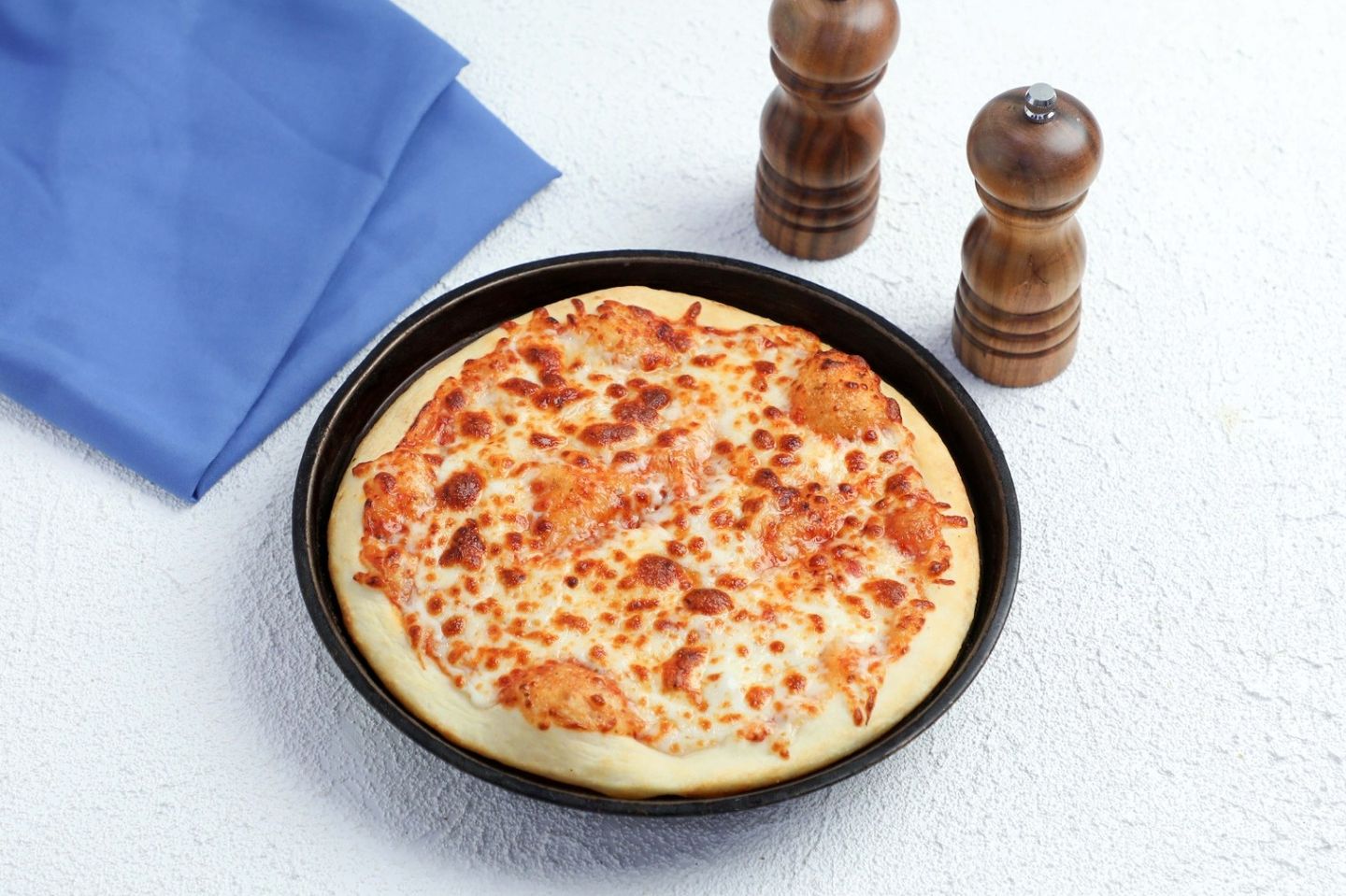 Large Margherita Pizza
