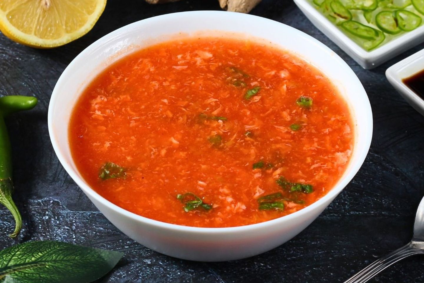 شوربة حارة وحامضة