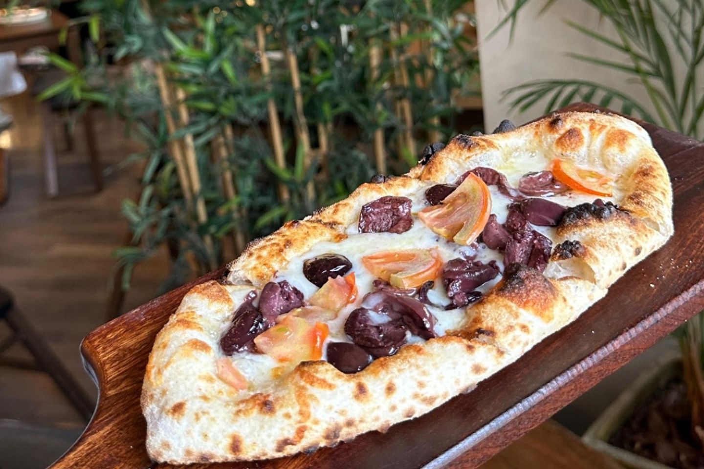 Kashkawan Kalamata Flat Bread