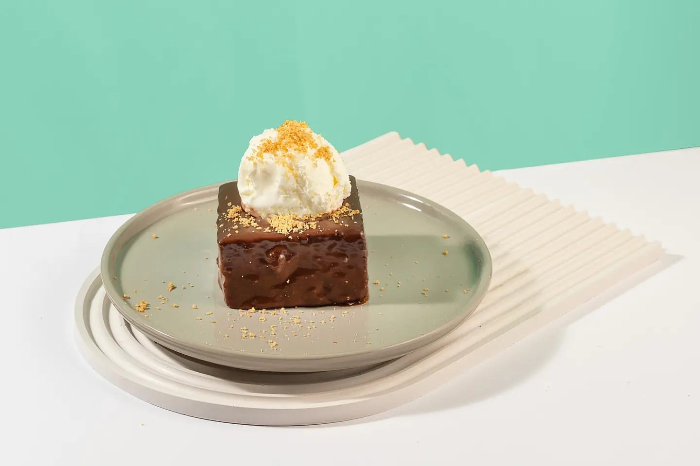 Signature Single Cake