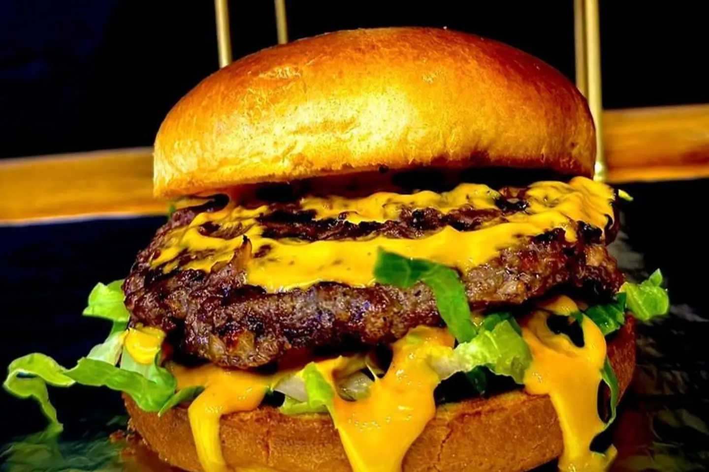 وجبة برجر لحم