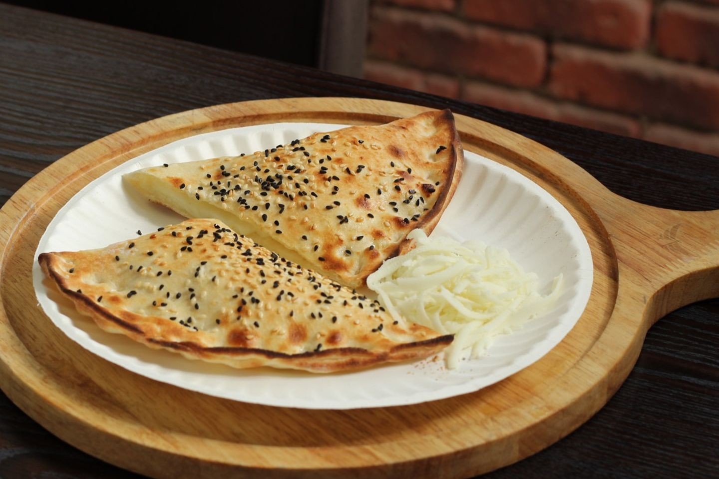 فطيرة جبن حلوم