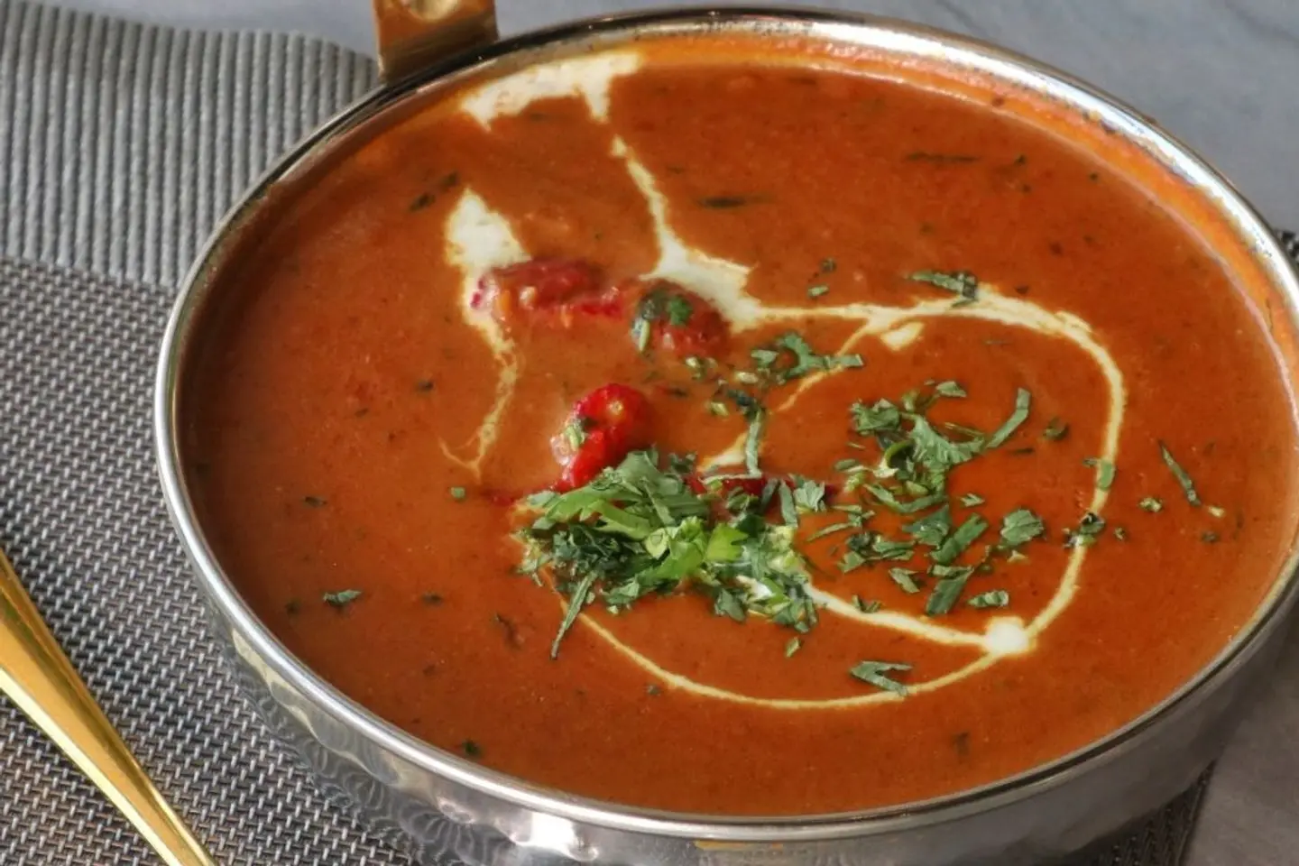 مسالا دجاج بالزبدة