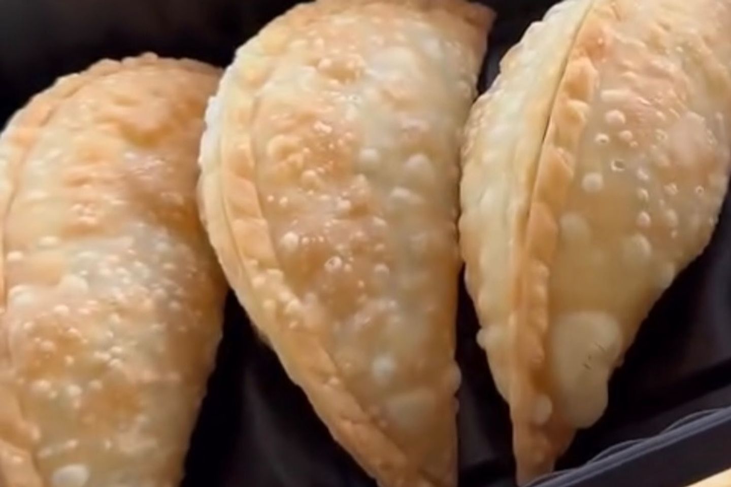 Cheek Sambosa