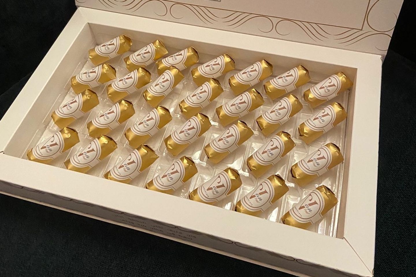 Belgian Chocolate Box Of 28 Pieces With Caramel Filling And Pecans