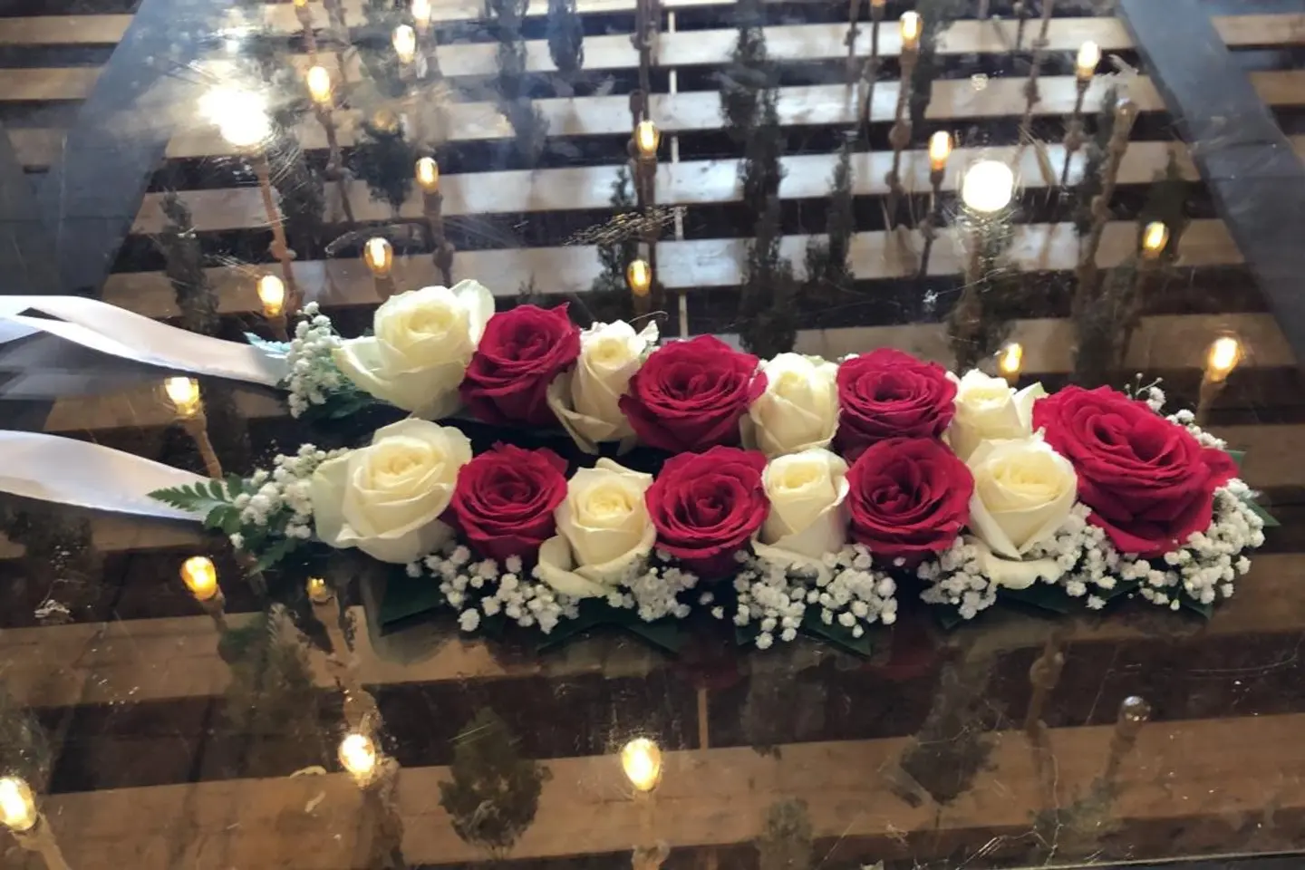 عقد المناسبات السعيده