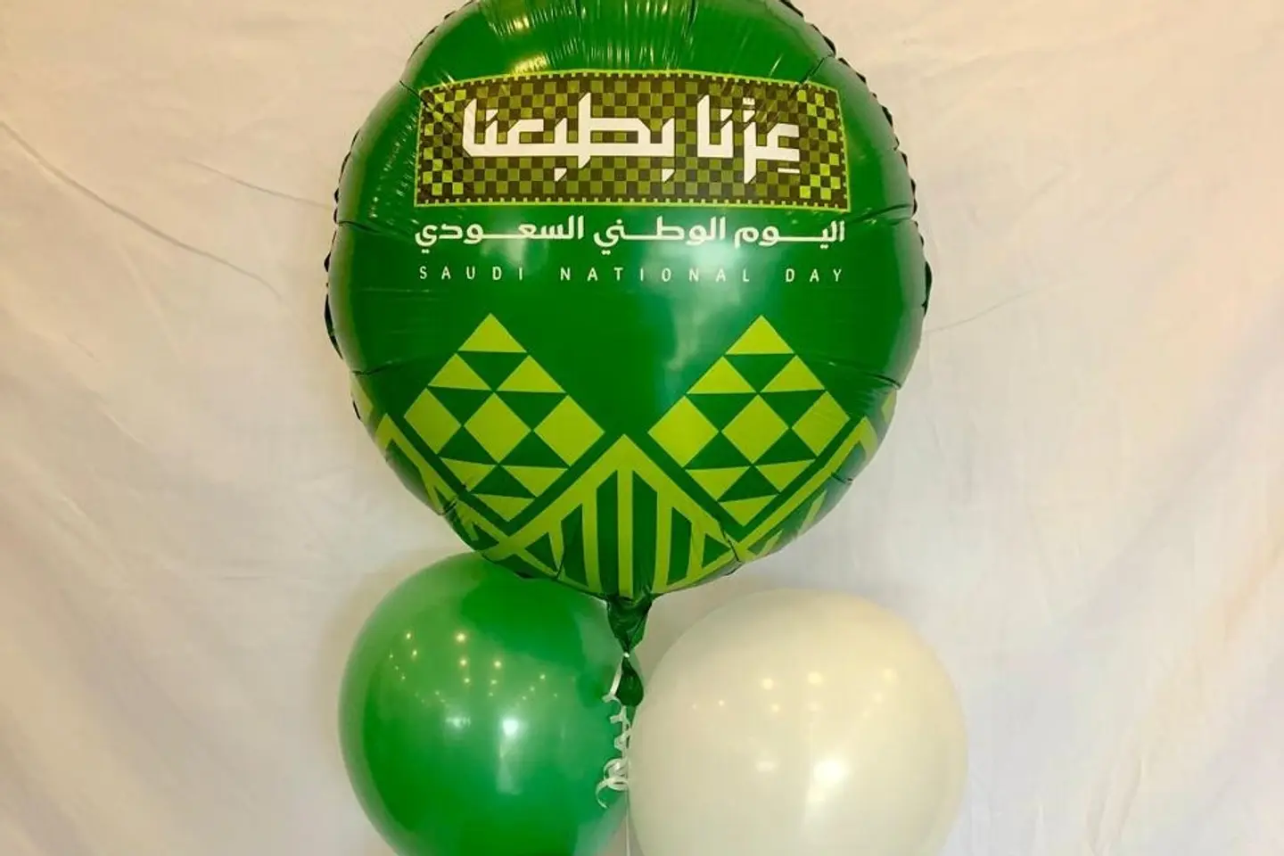 بالون عزنا بطبعنا