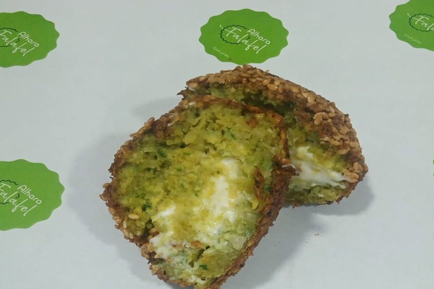 Falafel Me7she Cheese
