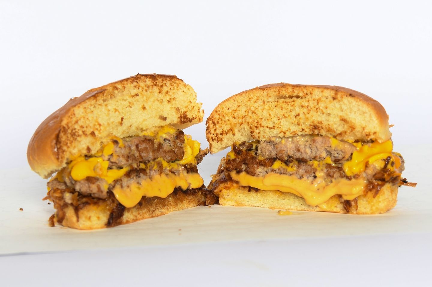Reef Al Dughah Burger